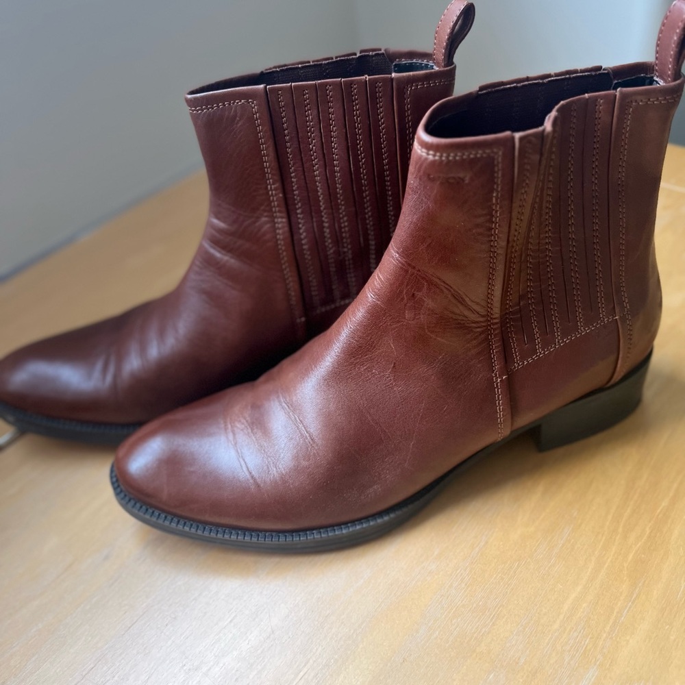 Geox  Chelsea boot sz 40